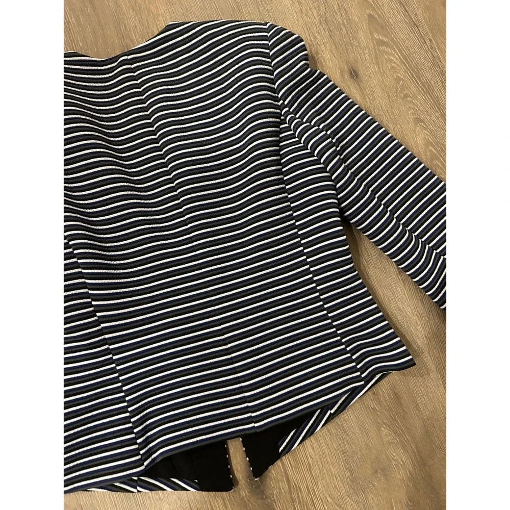 White‎ House Black Market Striped Open Front Blazer Navy Blue Black White Size 6